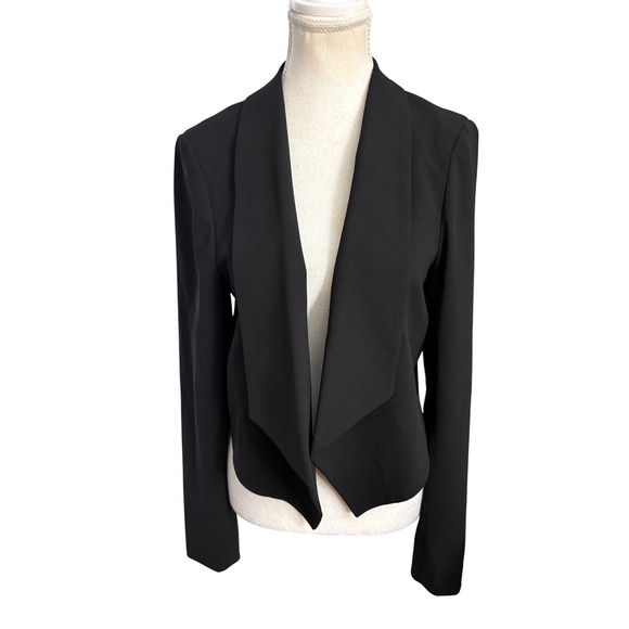 Alice + Olivia Jackets & Blazers - ALICE + OLIVIA Black Cropped Drape Blazer Size Medium